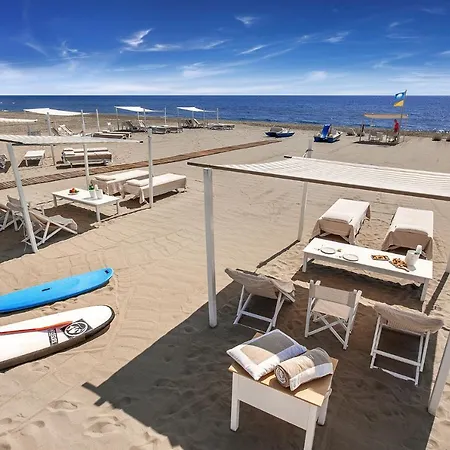 Hotel Principe Dei Marmi - &
